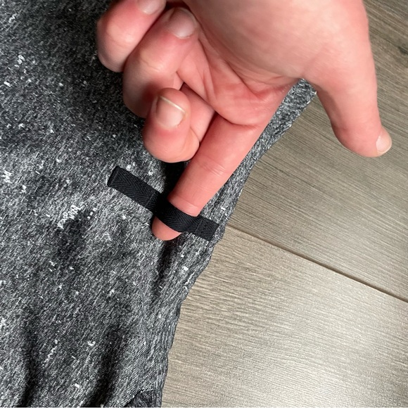 Lululemon Fresh Form Hoodie Black / White - Picture 11 of 12